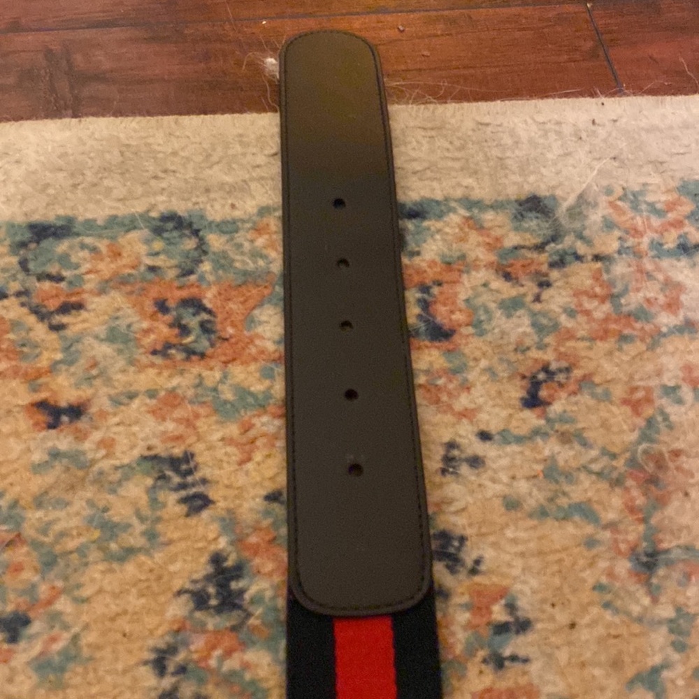 Authentic Gucci Belt(worn once) 34 - Picture 2 of 5